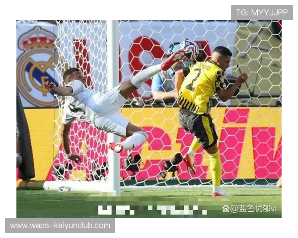 那不勒斯迪洛伦佐传中后点倒钩破门惊艳四座——一记进球背后的品牌之道