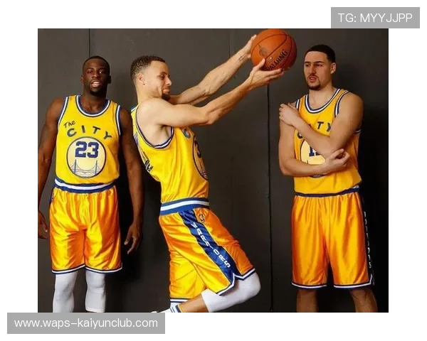 勇士战术文化:外线跑位与挡拆联动成为球队基因 勇士战术文化:外线跑位与挡拆联动成为球队基因